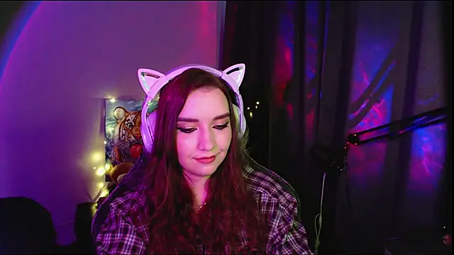 Chat +18 de Celia_Sensual_ ao vivo