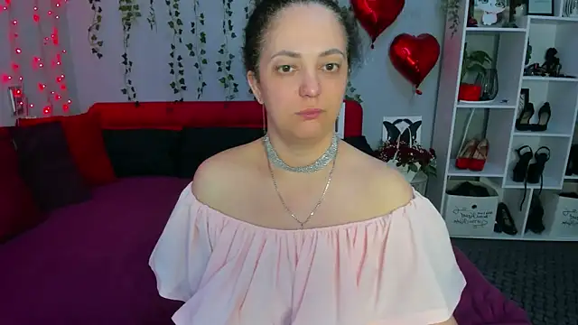 XXX chat uživo modela DarlingMilf