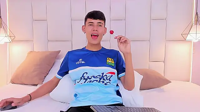 JacobFerrer Chat XXX live