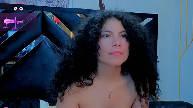 Chat +18 de Zoe-yanin ao vivo