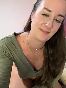 EllaMae Adlı Modelin Canlı XXX Sohbeti