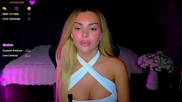 Ayla__Demir Adlı Modelin Canlı XXX Sohbeti