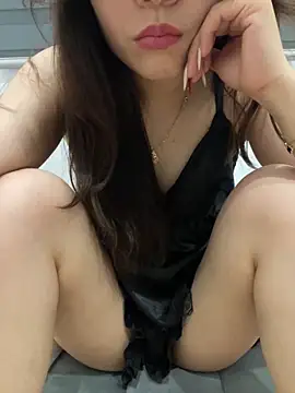 Lucy_girl's Live XXX Chat