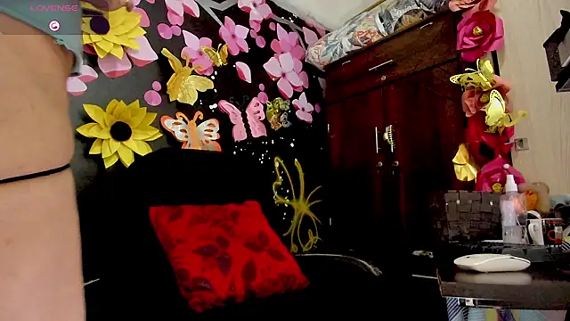 دردشة DirtyKhloy الجنسية المباشرة