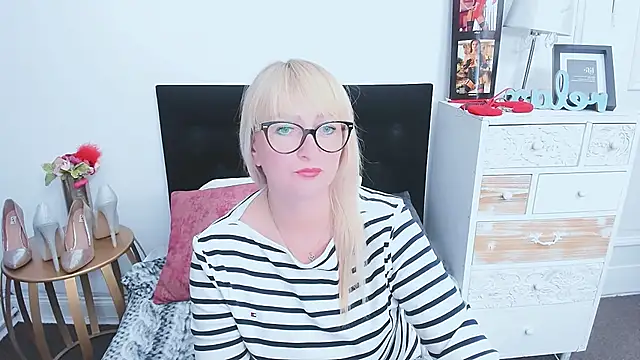 sweetMariina's Live XXX Chat