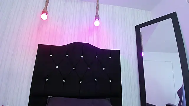 nicky_angel1's Live XXX Chat