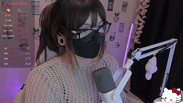 -Nanamin-'s Live XXX Chat