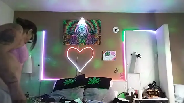 SparklesB1tch's Live XXX Chat
