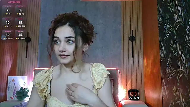 Chatroom XXX en direct de KatarinaHeaven