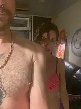 Misticos69's Live XXX Chat