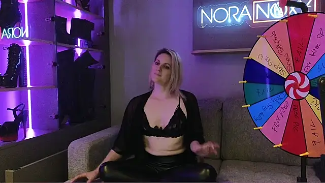 NoraNoxx's Live XXX Chat