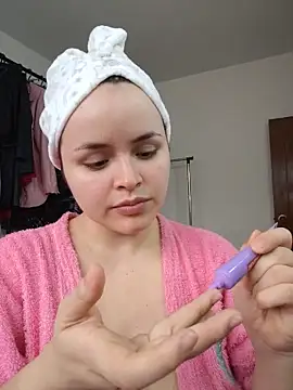 SeleneLuminari8 Adlı Modelin Canlı XXX Sohbeti