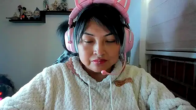 Živý XXX chat Shaddycute_