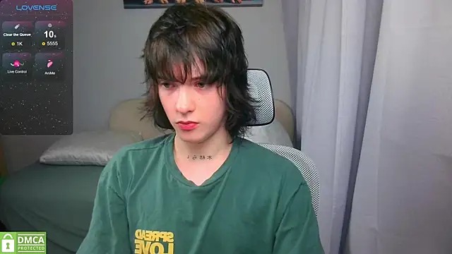 LeonBoykisser 在線直播表演