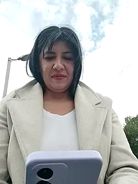 aisha_latina Adlı Modelin Web Kamerası Şovu
