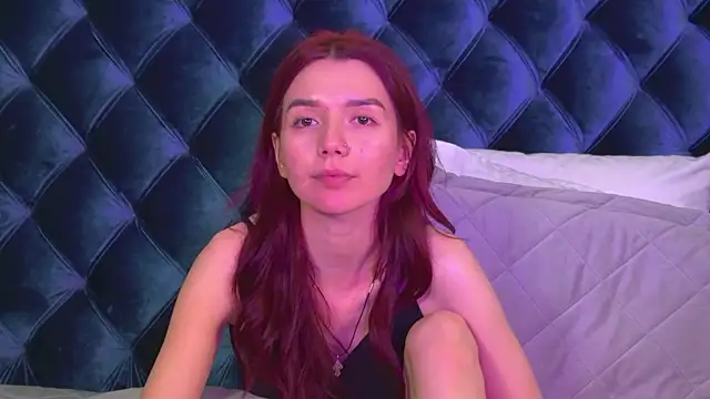 Chat +18 de VanessaVienne ao vivo