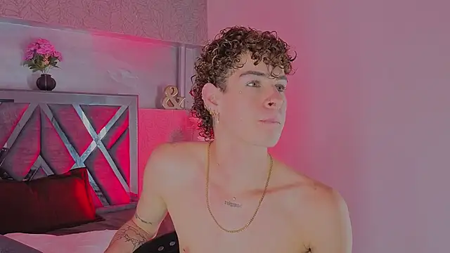 Chat +18 de nova_salvatore ao vivo