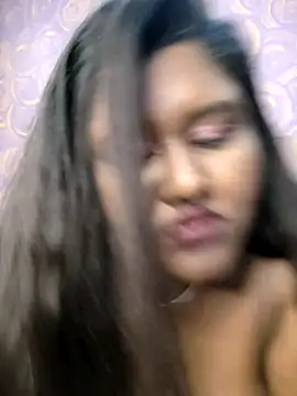 horny_diana's Webcam Show