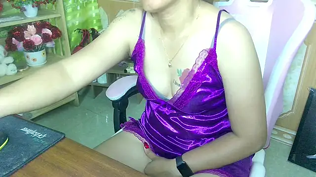 Jerry-Lann Live XXX chat