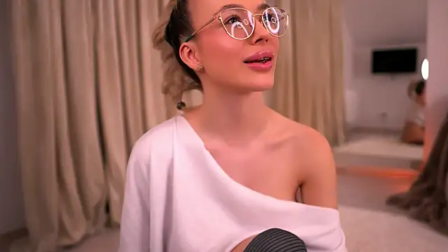 دردشة KylieJoyce الجنسية المباشرة