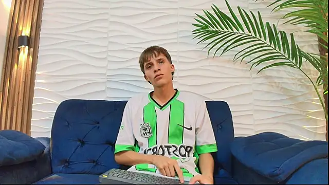 Pavo_tv Pertunjukan Webcam