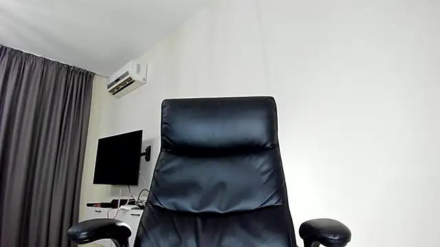 Webkamerová show Findom_guy