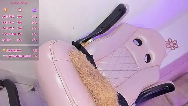 Mia_royal লাইভ XXX চ্যাট