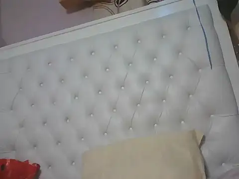 nudevelvet1's Webcam Show