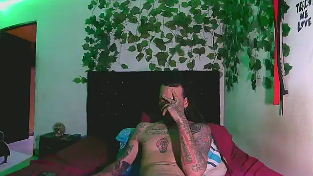 caribbeanlover1's Live XXX Chat