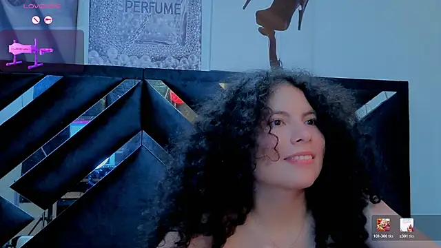 Chat +18 de Zoe-yanin ao vivo