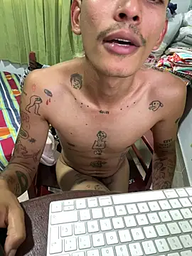 sorry-mom69's Live XXX Chat