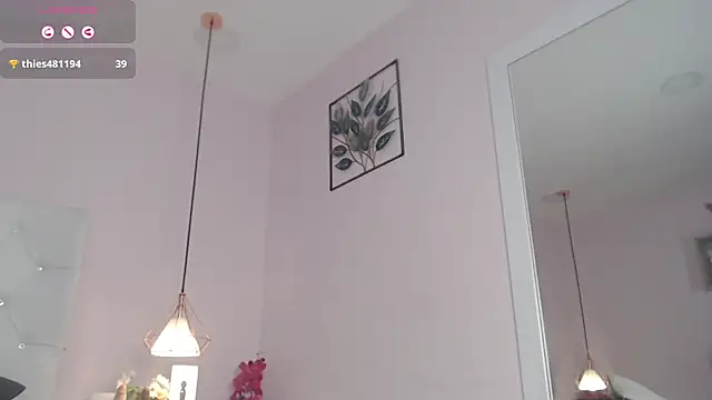 Aleja_gh1 – Naživo XXX chat