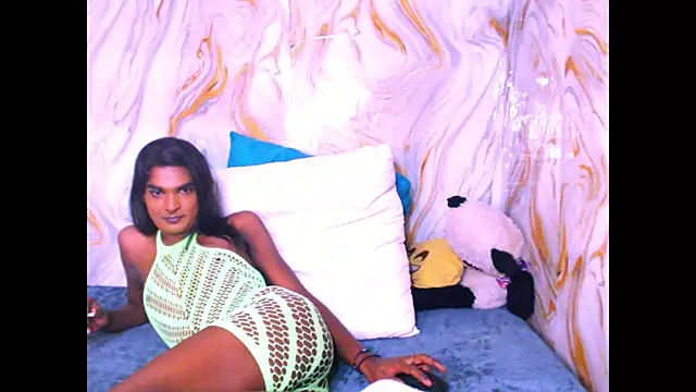 spicybarbie Show in webcam