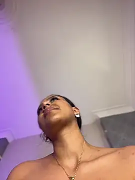 Chat XXX ao vivo de MiilaBlake