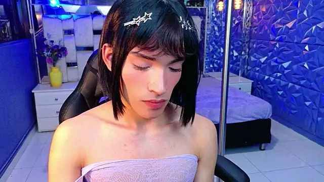AlecciaNova 라이브 XXX 채팅