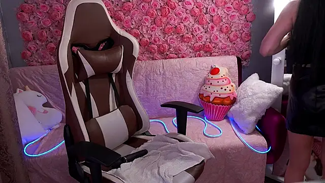 Czat XXX na żywo – CarolinaaFoxyyy