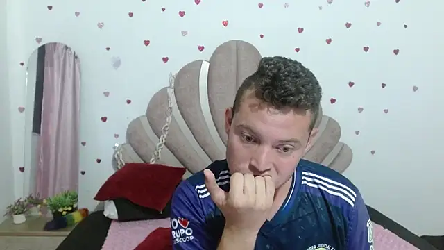 عرض كام sven_fox723