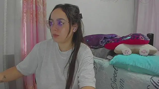 Chat XXX ao vivo de HARLEYNAPIER