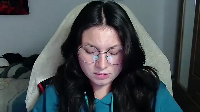 yessica_gomez01's Live Chat Room