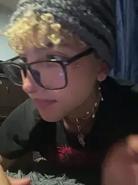 XXX chat uživo modela Valentin0__3
