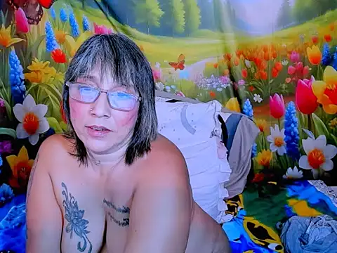 XXX chat uživo modela indianroxy