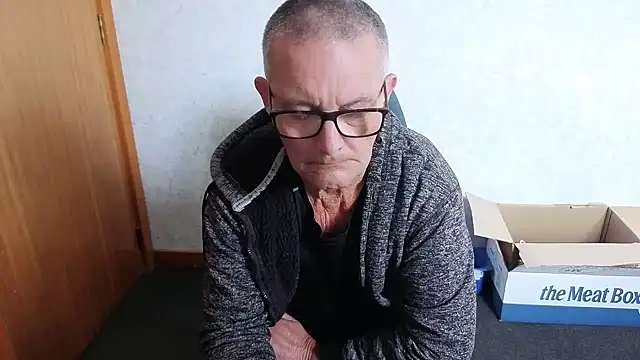 daddy_man: απευθείας συνομιλία ΧΧΧ