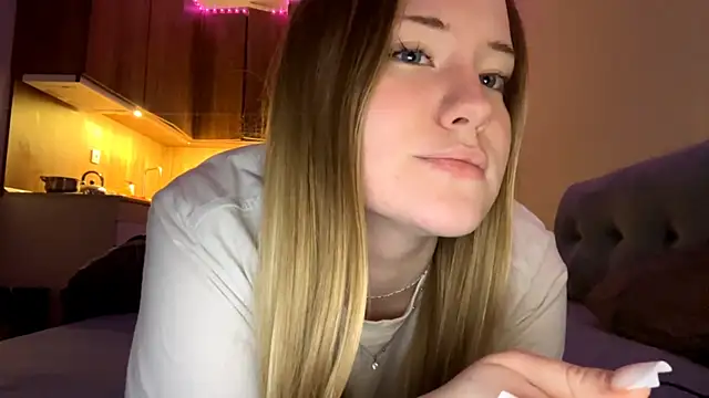 Lisi_Kiss_ Live XXX-chat
