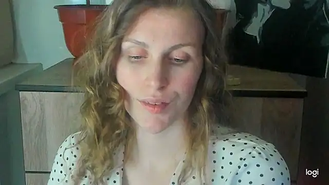 JuliaMuuun Webcam show