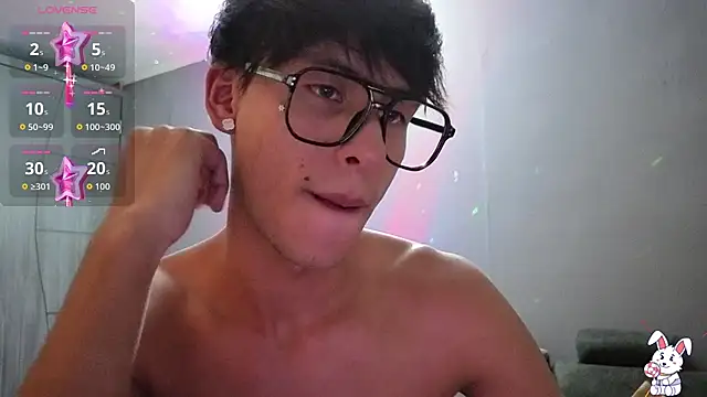 Chris_pz live XXX chat