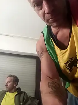 AthleticWomenizer2 Webcam-Show