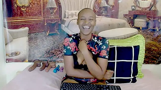 EbonyOlive69 Adlı Modelin Canlı XXX Sohbeti