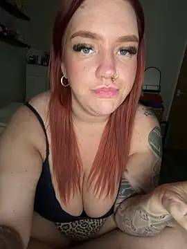 CurvyGirlMyla – live chatrum