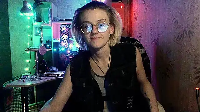 __Freya___'s Live Chat Room
