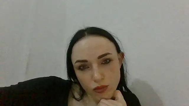 Trinsy_Love élő XXX-chatje